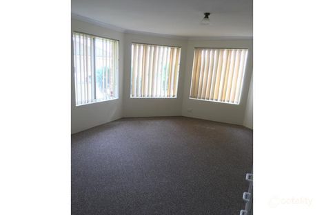 Property photo of 18 Whyalla Circle Port Kennedy WA 6172