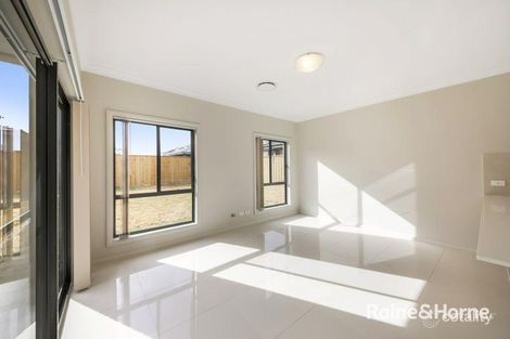 Property photo of 16 Nangar Crescent North Kellyville NSW 2155