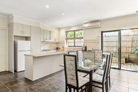 Property photo of 2/22 Cynga Street Preston VIC 3072