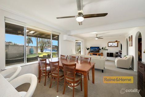 Property photo of 35 Mainsail Avenue St Huberts Island NSW 2257