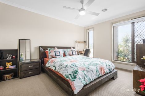 Property photo of 90 Park Orchard Drive Pakenham VIC 3810