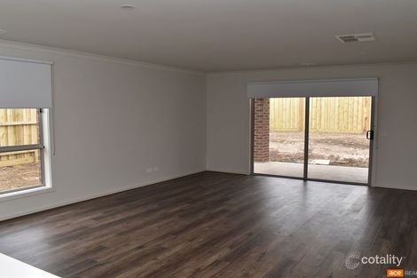 Property photo of 4 Straun Road Mickleham VIC 3064