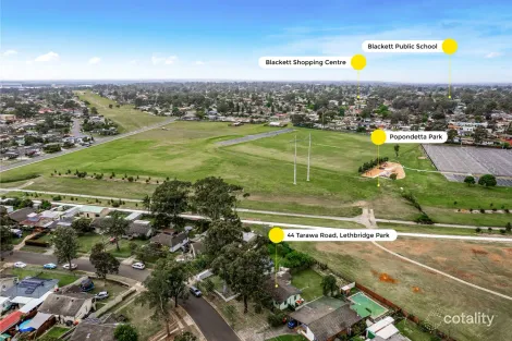 Property photo of 44 Tarawa Road Lethbridge Park NSW 2770