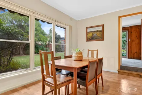 Property photo of 13 Adelaide Avenue Mount Waverley VIC 3149