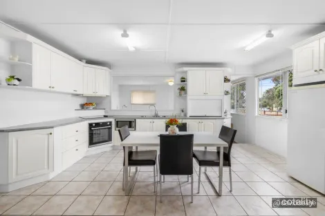 Property photo of 9 Lincoln Street Strathpine QLD 4500