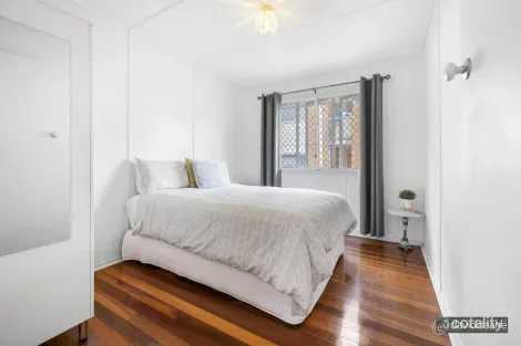 Property photo of 9 Lincoln Street Strathpine QLD 4500