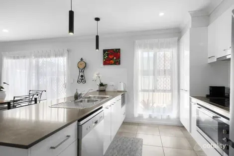 Property photo of 2/20 Water Gum Crescent Ningi QLD 4511