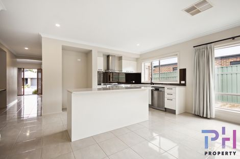 Property photo of 7 Loriini Place Kangaroo Flat VIC 3555
