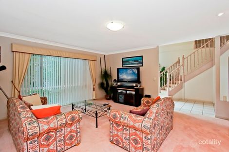 Property photo of 10 Desert Falls Crescent Parkwood QLD 4214