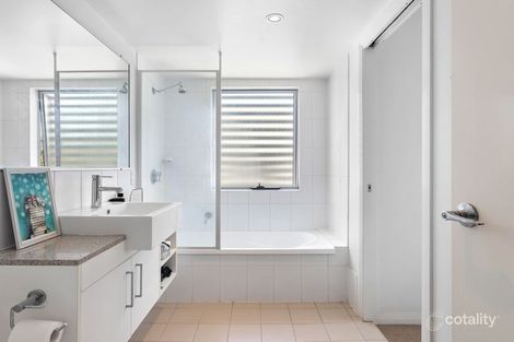 Property photo of 16/7 Ashgrove Avenue Ashgrove QLD 4060
