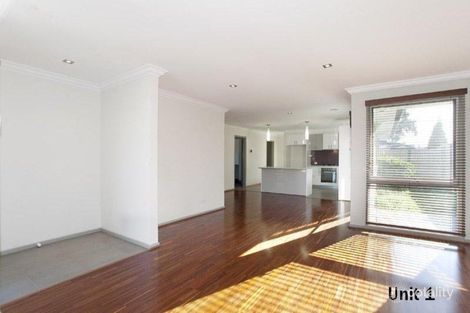 Property photo of 1 East Road Seaford VIC 3198