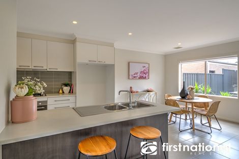 Property photo of 19 Atlantic Drive Pakenham VIC 3810