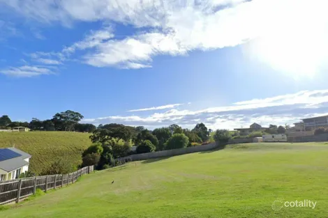 13 Sea-Lakes Cl, Lakes Entrance, VIC 3909