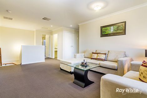 Property photo of 33 Mernoo Avenue Clyde North VIC 3978