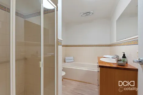 Property photo of 22 Broom Street Bendigo VIC 3550