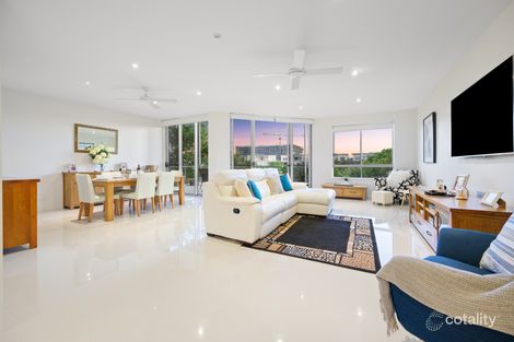 Property photo of 632/3 Pendraat Parade Hope Island QLD 4212