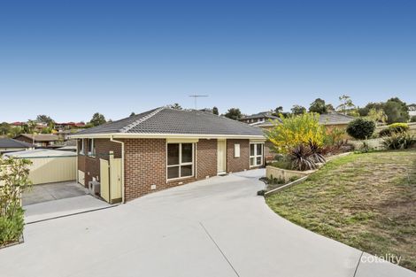 Property photo of 59 Matthew Flinders Avenue Endeavour Hills VIC 3802