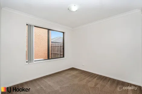 Property photo of 6 Stang Place Macgregor ACT 2615