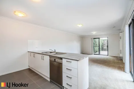 Property photo of 6 Stang Place Macgregor ACT 2615