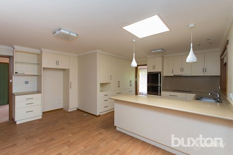 Property photo of 4 Rossio Grove Wendouree VIC 3355