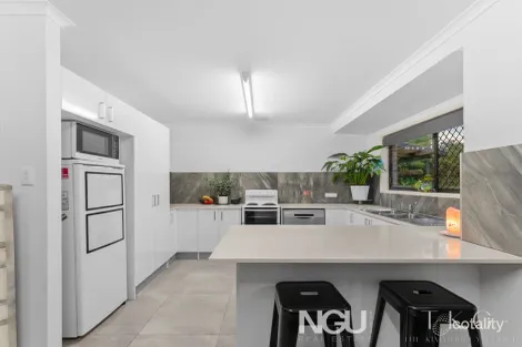 Property photo of 4 Wilson Court Brassall QLD 4305