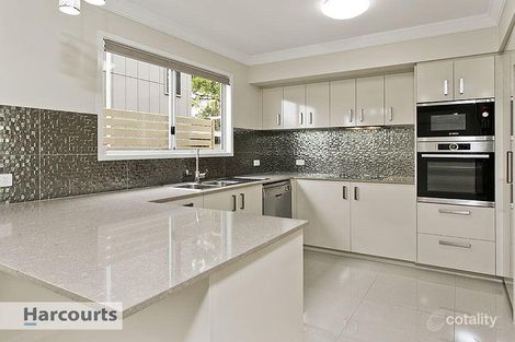 Property photo of 3/81 Hawthorne Road Hawthorne QLD 4171