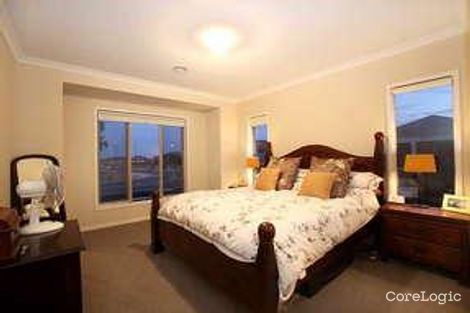 Property photo of 13 Gingelly Close Point Cook VIC 3030