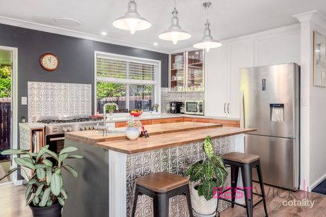 Property photo of 3 Peel Close Bathurst NSW 2795