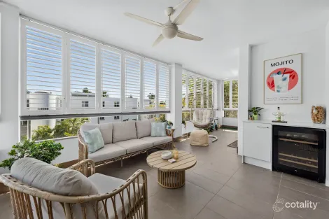 32i/20-28 Bayview St, Runaway Bay, QLD 4216