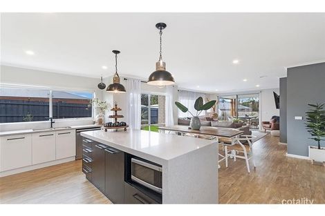 Property photo of 7 Shaw Street Warrnambool VIC 3280