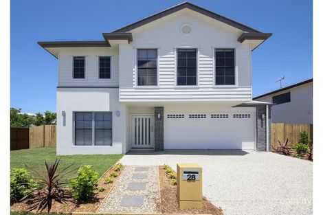 28 Clearwater St, Newport, QLD 4020