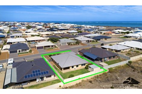 Property photo of 8 Yolanda Edge Wandina WA 6530
