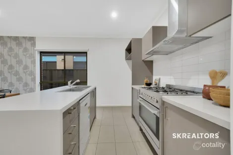 Property photo of 273 Highlander Drive Craigieburn VIC 3064
