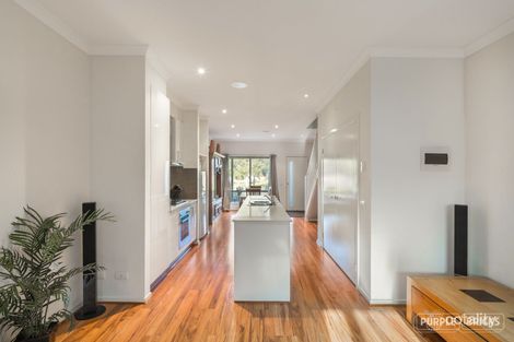 Property photo of 20 Andover Lane Craigieburn VIC 3064