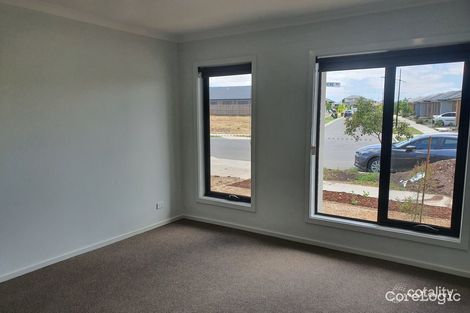 Property photo of 8 Walker Drive Mickleham VIC 3064