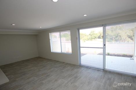 Property photo of 8/19 Muscari Close Seville Grove WA 6112