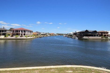 Property photo of 5 Apollo Place Halls Head WA 6210