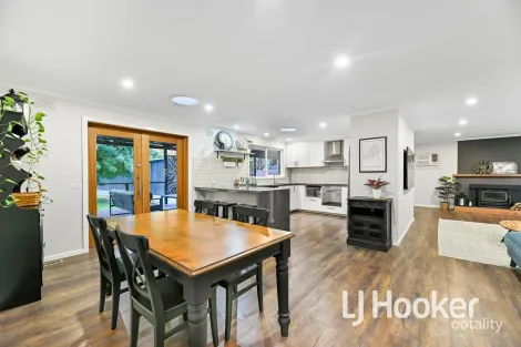 Property photo of 93 Wattletree Road Bunyip VIC 3815