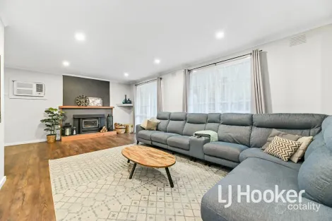 Property photo of 93 Wattletree Road Bunyip VIC 3815