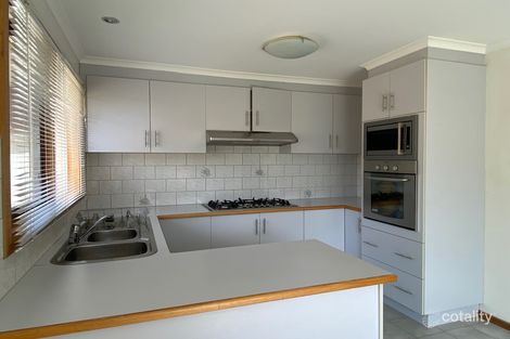 Property photo of 1/10 Delatite Court Werribee VIC 3030