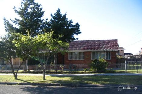 40 Holland Cres, Casula, NSW 2170