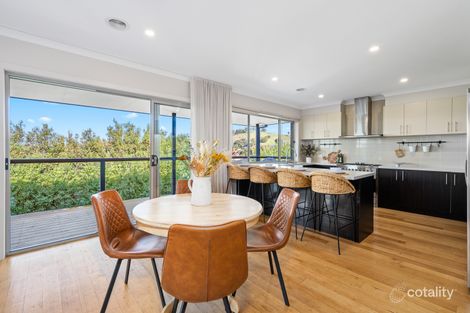 Property photo of 8 Bowerbird Place Whittlesea VIC 3757