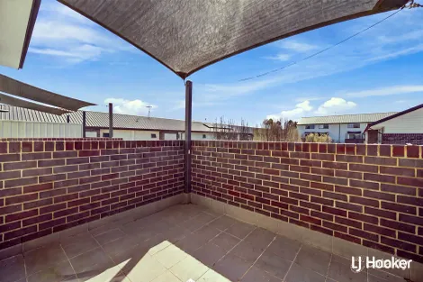 Property photo of 20/2 Clare Burton Crescent Franklin ACT 2913
