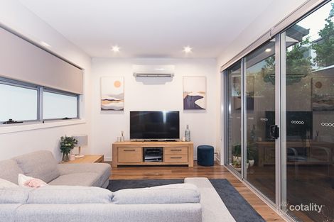 Property photo of 2/9 Warrs Road Maribyrnong VIC 3032