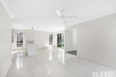Property photo of 24 Elphinstone Street Doolandella QLD 4077