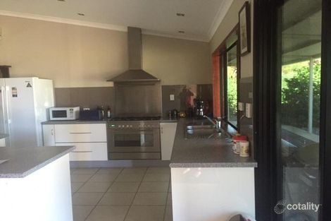 Property photo of 90 Redcourte Road Bakers Hill WA 6562