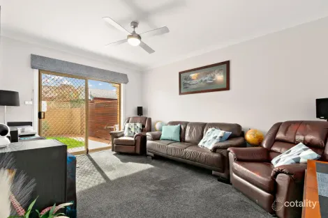 Property photo of 3/30 Magenta Square Amaroo ACT 2914