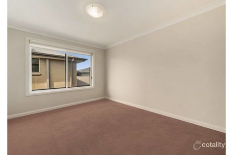 Property photo of 5 Middleton Lane Gregory Hills NSW 2557
