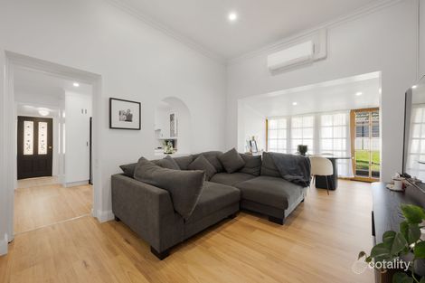 Property photo of 10 Sutton Avenue Mount Gambier SA 5290