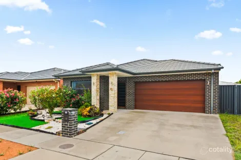 Property photo of 42 Wallabalooa Street Ngunnawal ACT 2913